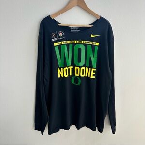 Nike Black Long Sleeve Oregon Ducks off-the-shoulder tee